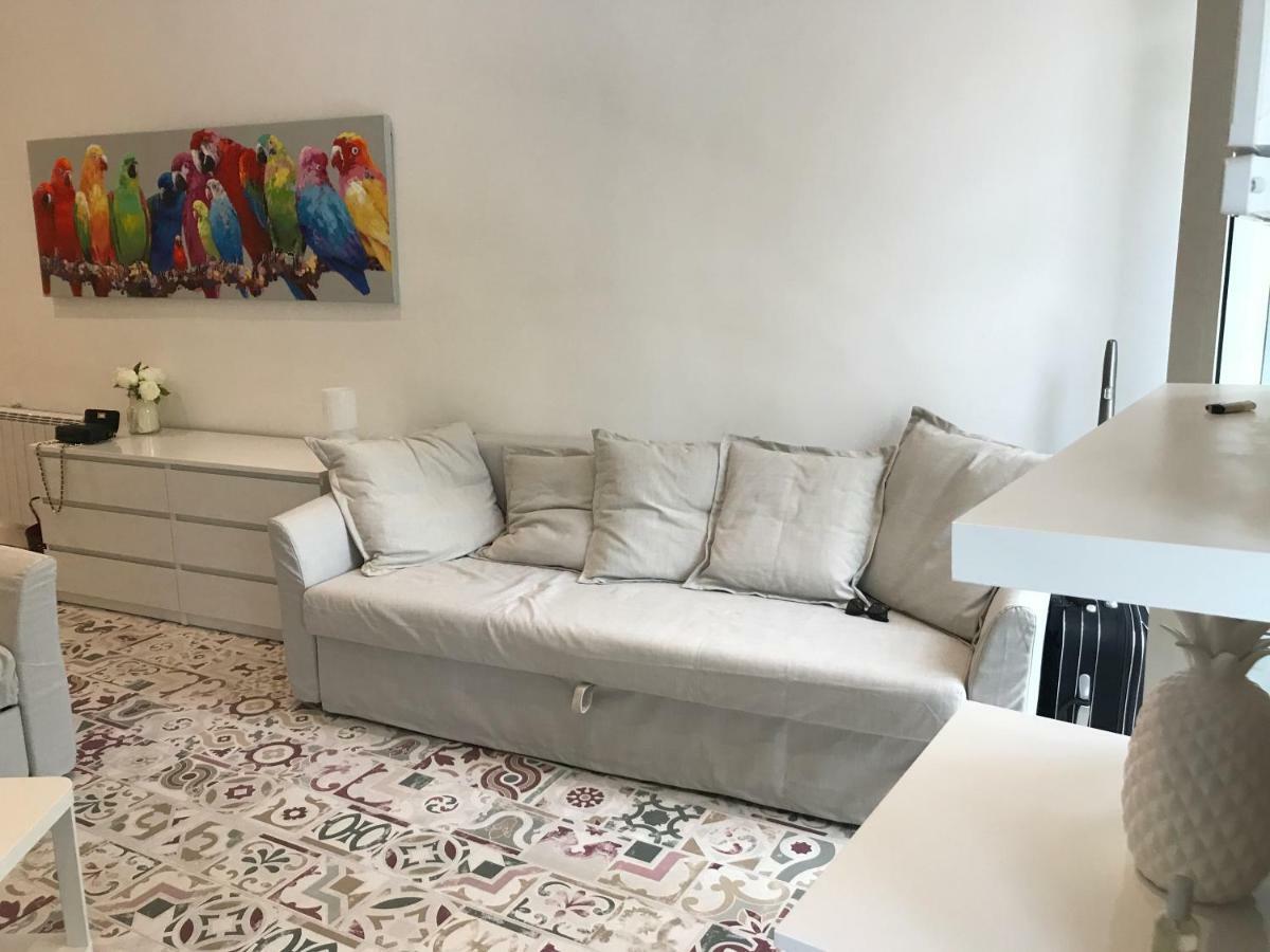 Апартаменти La Loge De L'Horloge - 1 Min Palais Des Papes - Ac Clim - Wifi - Hypercentre - Vue Sur Le Carrousel Авіньйон Екстер'єр фото